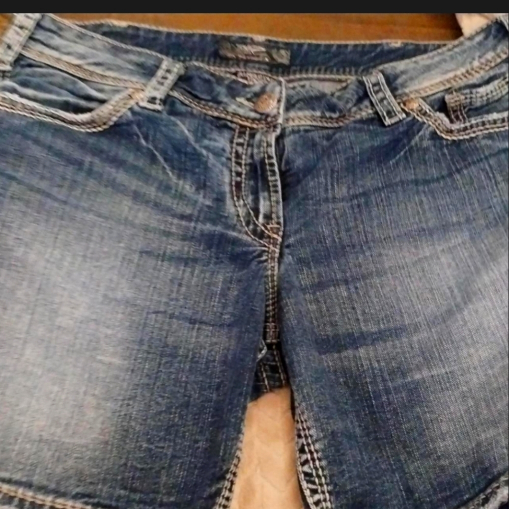 Silver Jean Co Low rise 33 x 4 women's jean shorts